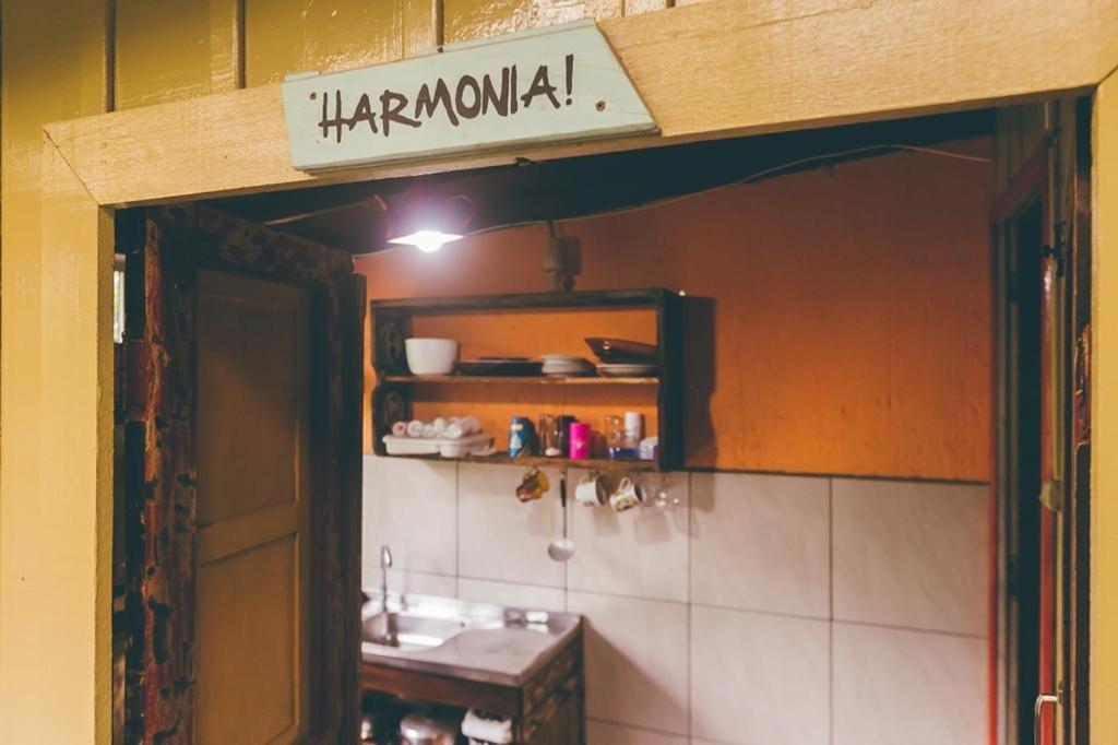 Chales Caminhos Do Rosa プライア・ド・ローザ エクステリア 写真